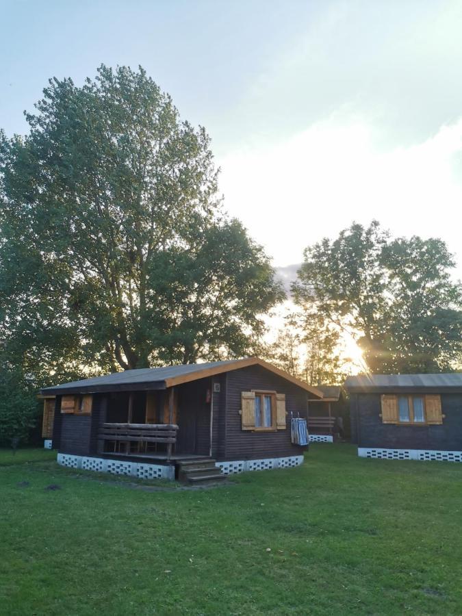 O.W. Sek Villa Karwia Exterior photo